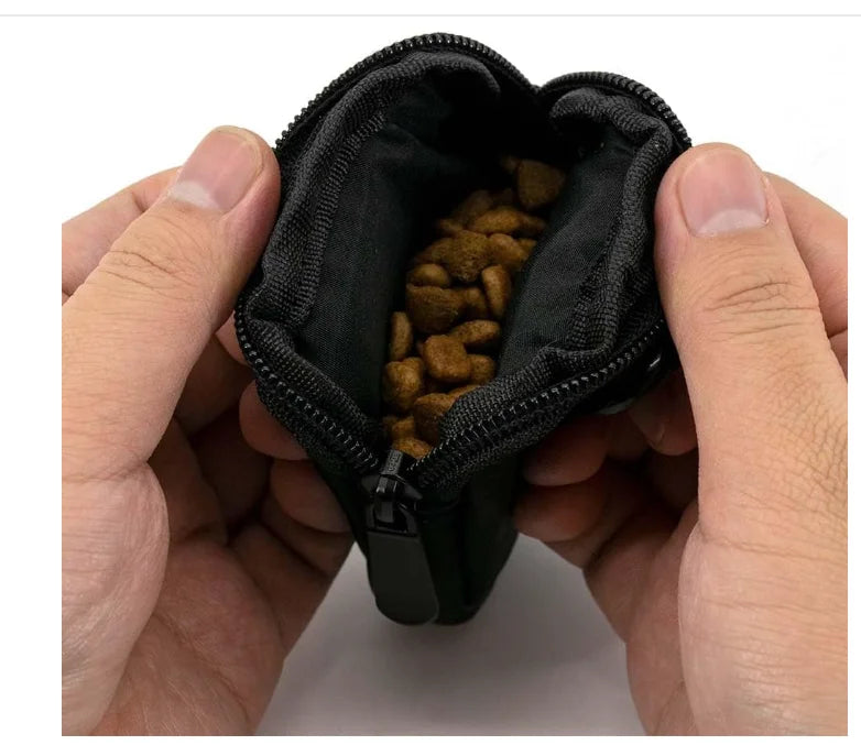 Portable Dog Snack Bag | Mini Silicone Pet Treat Pouch with Magnetic Closure | Hands-Free Waist Clip Training Feed Storage Pouch for Outdoor Puppy Walks